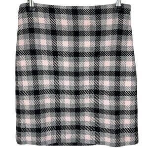 Talbots Petite Gray, black & pink large plaid wool pencil skirt Side zip Size 4P